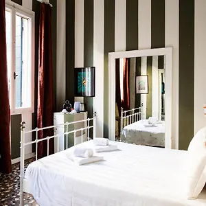 Palazzo Rosa Bed & Breakfast Venice